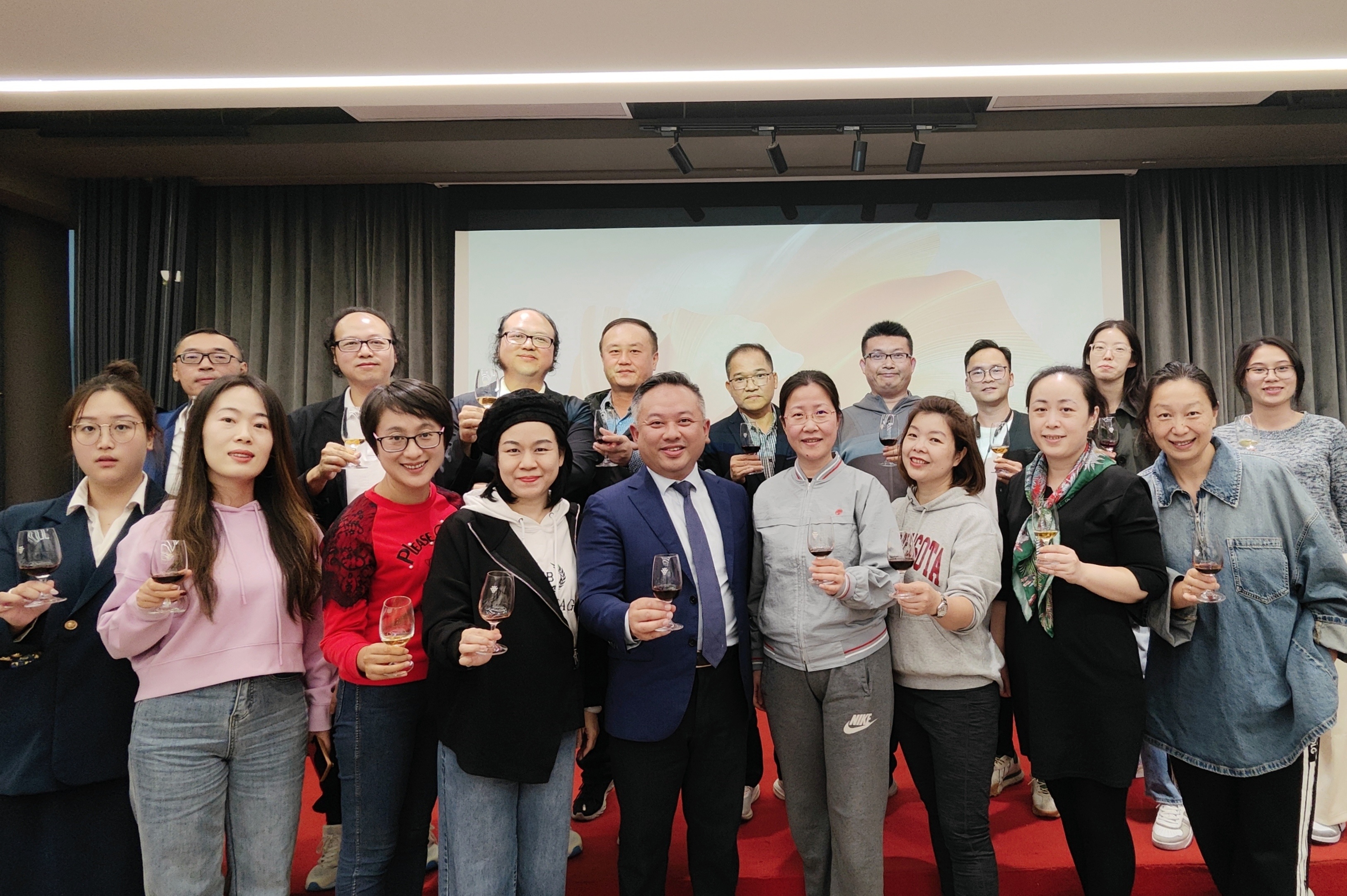 微信图片_20231205101218.jpg